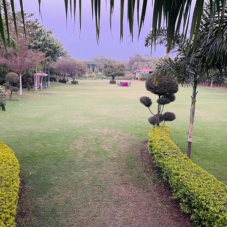 Anantam Aravali Villa Gurgaon Bagian luar foto