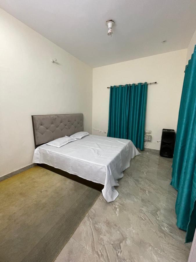 Anantam Aravali Villa Gurgaon Bagian luar foto