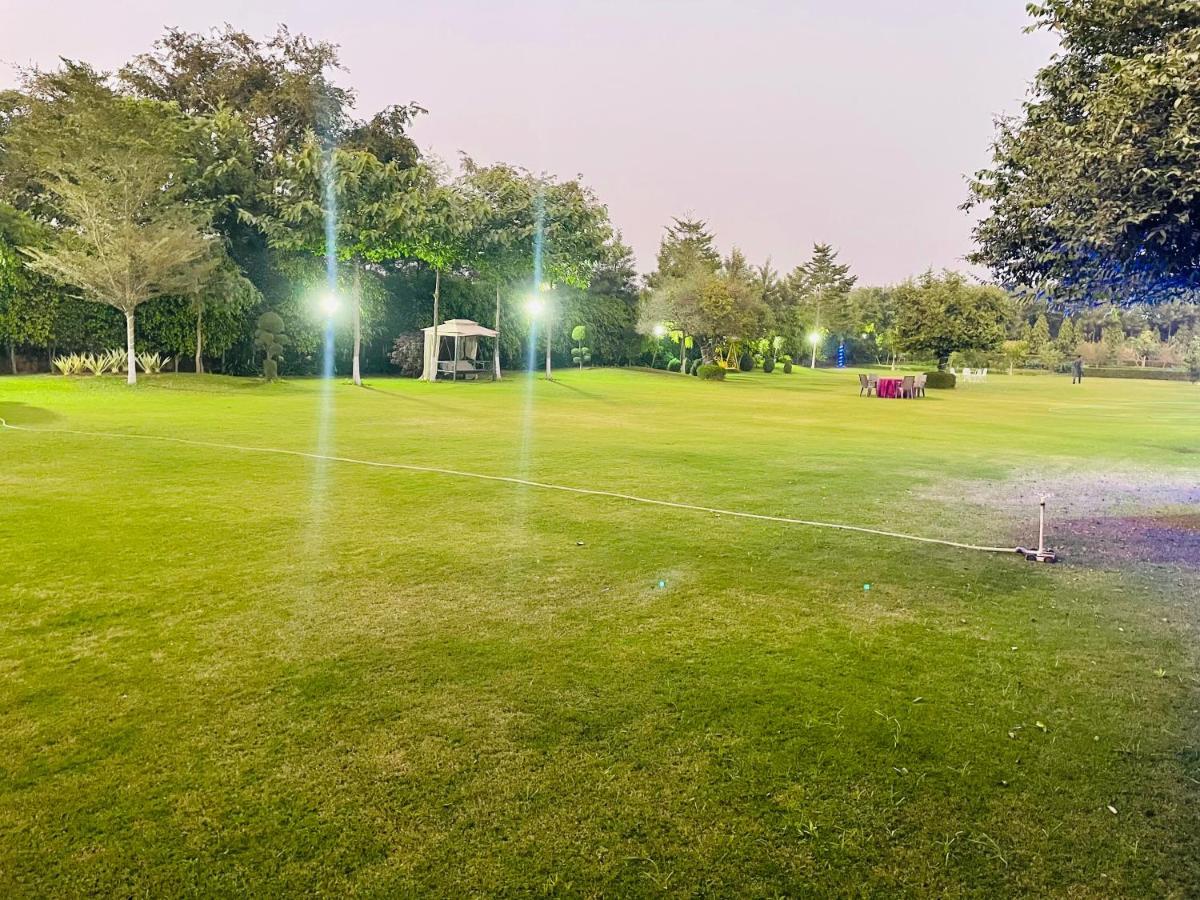 Anantam Aravali Villa Gurgaon Bagian luar foto