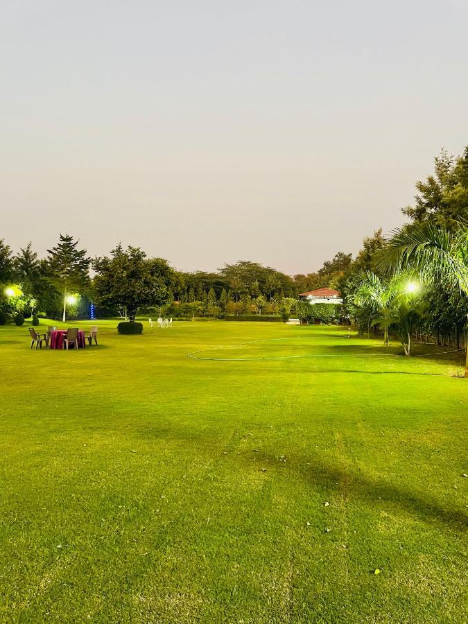 Anantam Aravali Villa Gurgaon Bagian luar foto