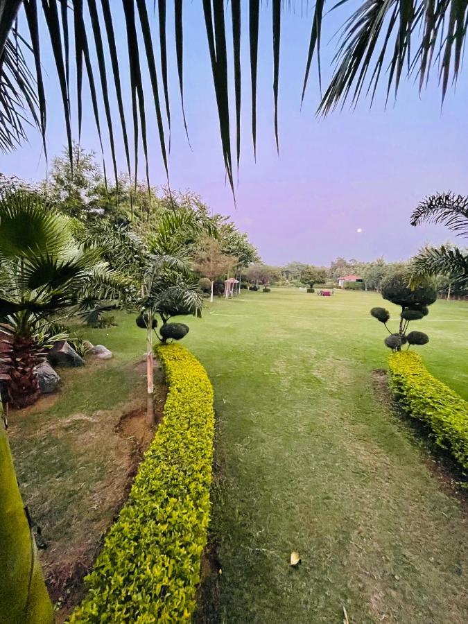 Anantam Aravali Villa Gurgaon Bagian luar foto